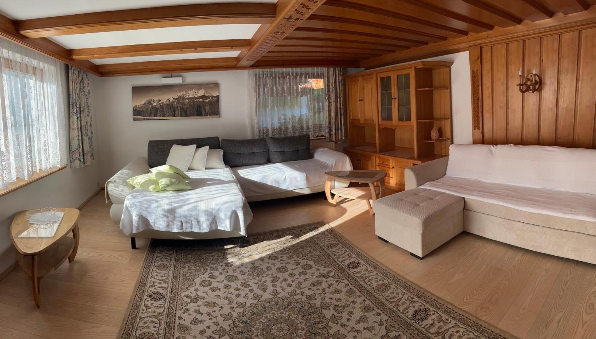 Haus Waldrand Apartment Oberndorf in Tirol Luaran gambar