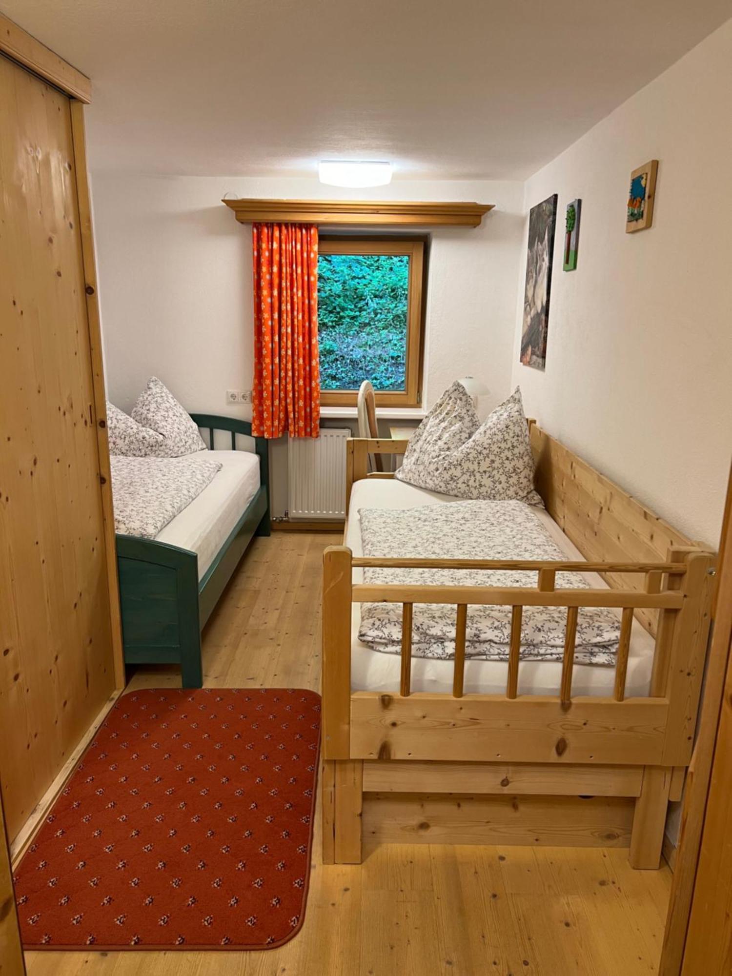 Haus Waldrand Apartment Oberndorf in Tirol Luaran gambar